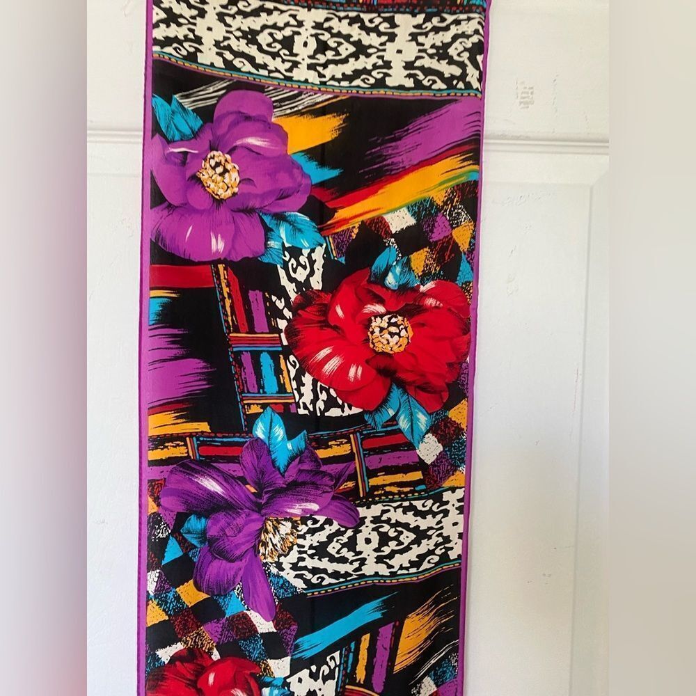 Vintage Tropical Oscar De La Renta Scarf - Picture 6 of 10